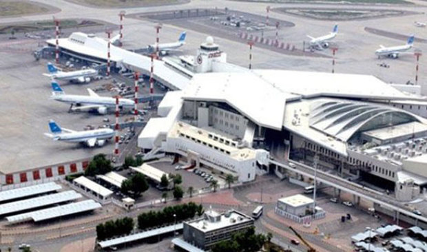 استنفار أمني بمطار الكويت بعد بلاغ بوجود قنبلة في طائرة عمانية