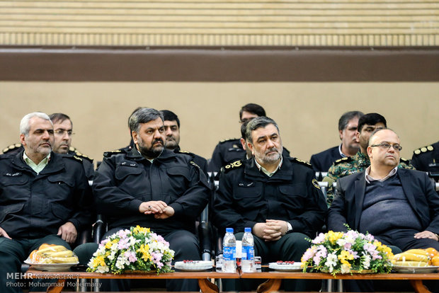 قوات الشرطة الايرانية تقييم مسابقات الزورخانة