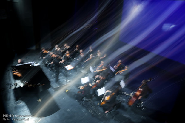چهارمین روز سی و دومین جشنواره موسیقی فجر در تالار وحدت و تالار رودکی