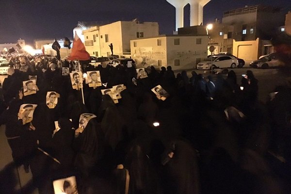 مردم بحرین در اعتراض به اعدام ۳ جوان بحرینی تظاهرات کردند