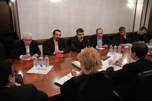 Tehran, Moscow mull over nuclear coop.