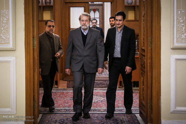 Larijani, Syrian PM meet 

