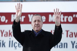 أردوغان يؤكد على استمرار عمليات الفرات نافياً بقاء بلاده في سوريا