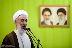 خطيب جمعة طهران: العقوبات الاميركية الاخيرة انتهاك لروح ونص الاتفاق النووي