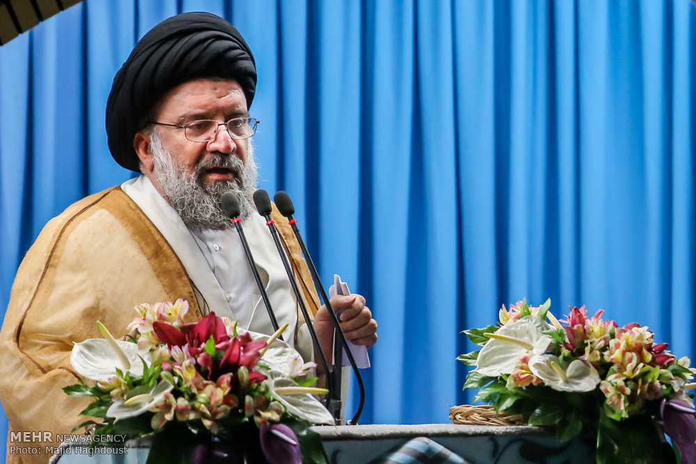 خاتمی: ناکامی فتنه ۸۸ با حضور به وقت و با شکوه مردم