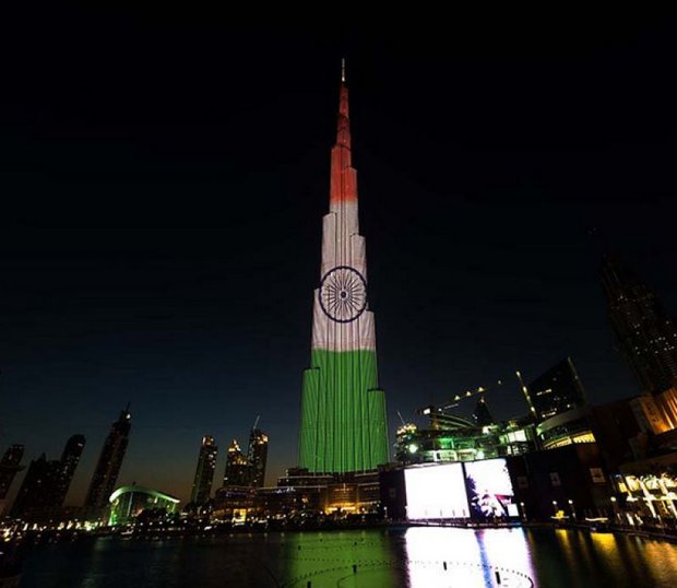 متحدہ عرب امارات نے معروف عمارت برج خلیفہ پرہندوستانی پرچم لہرادیا