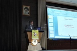 استرس دائمی وعدم استفاده صحیح از اینترنت مهم ترین عامل چاقی هستند