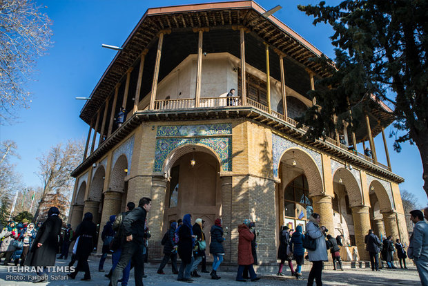 Intl. tour guides visit historical Iranian city of Qazvin