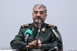 ایران در نظر دارد مسائل منطقه را در جایی غیر از میز مذاکره حل کند