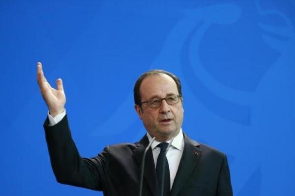واکنش «اولاند» به موضع گیری «ترامپ» علیه فرانسه