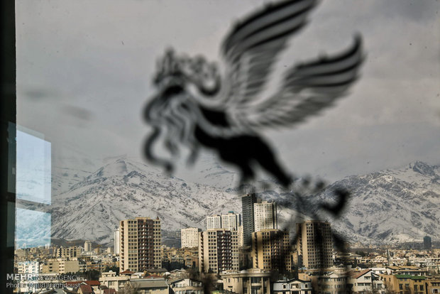 اÙÛÙ
ÛØ´ÙâÙØ§Û جشÙÙØ§Ø±Ù Ù
ÙÛ ÙÛÙÙ
ÙØ¬Ø± را Ø¨Ø´ÙØ§Ø³Ûد/ Ø±ÙØ§Ø¨Øª سر Ø¬Ø§ÛØ²Ù ÙÛÚÙ