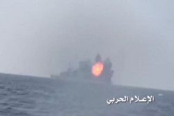کشتی جنگی سعودی هدف نیروی دریایی یمن قرار گرفت