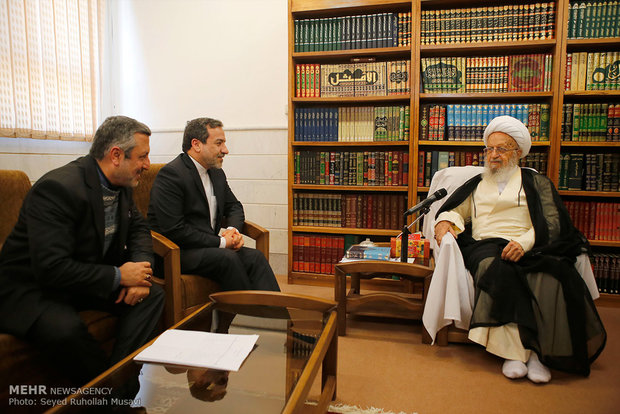 Deputy FM meets with Qom clerics
