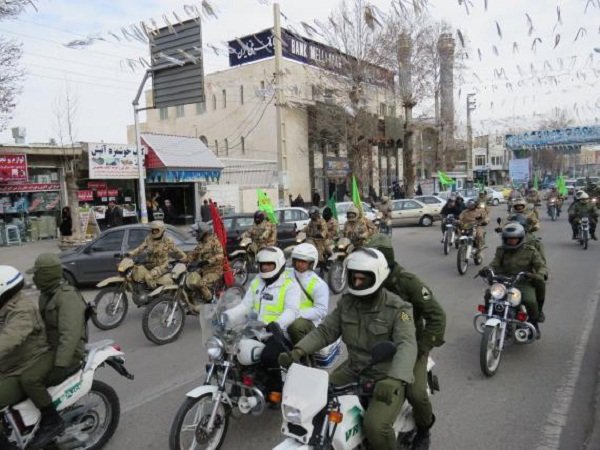 مستند «سواران» با حضور قهرمانان موتورسوار دوران جنگ کلید می خورد