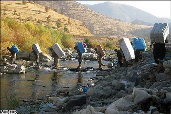 کولبران بیمه تأمین اجتماعی می‌شوند