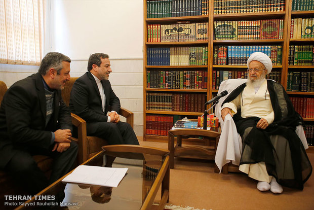 Abbas Araqchi meets with Qom clerics