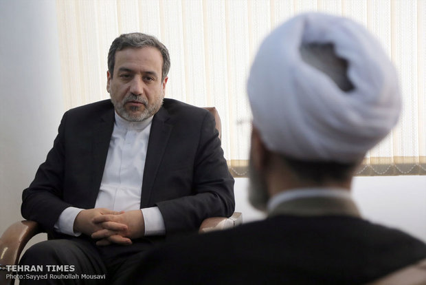 Abbas Araqchi meets with Qom clerics