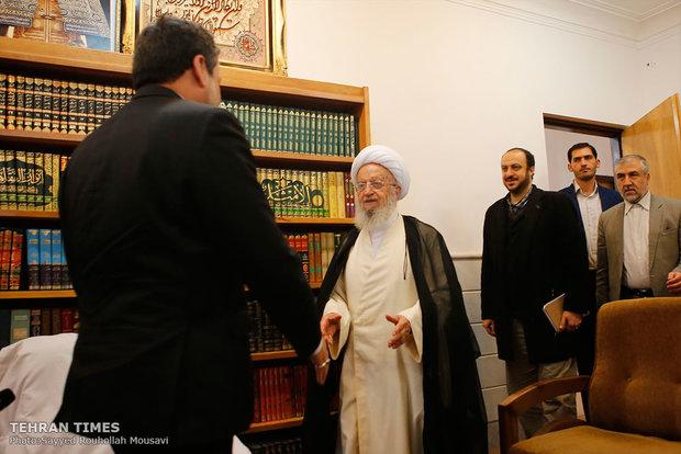 Abbas Araqchi meets with Qom clerics