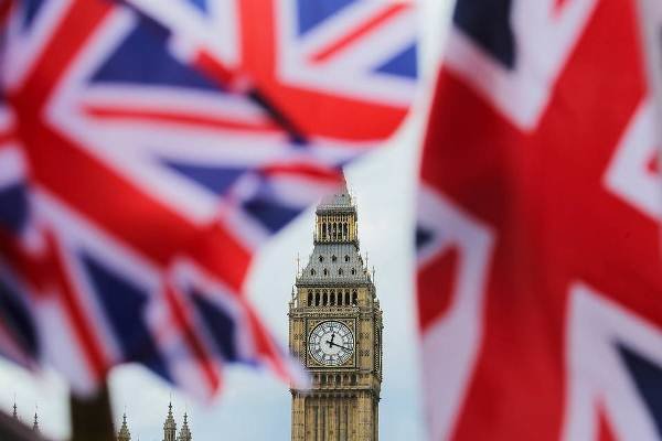 پارلمان انگلیس به «آغاز روند خروج از اتحادیه اروپا» رأی مثبت داد