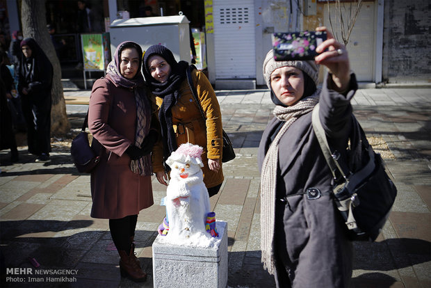 Snowmen festival in Hamedan