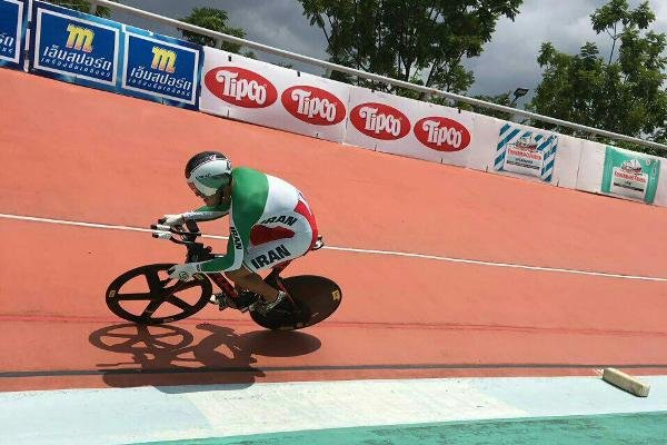 Young cyclist clinches gold in Asian extravaganza