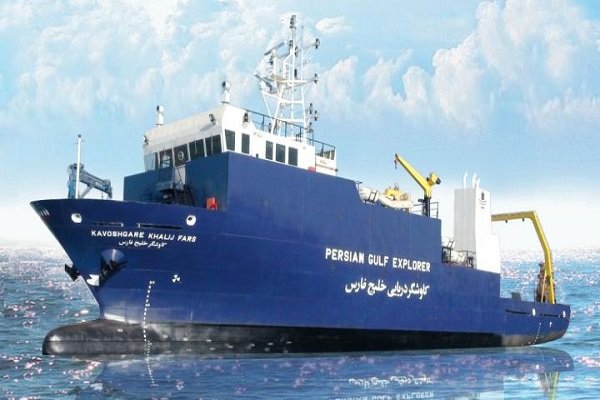 İran yapımı ilk araştrıma gemisi başarıyla suya indirildi