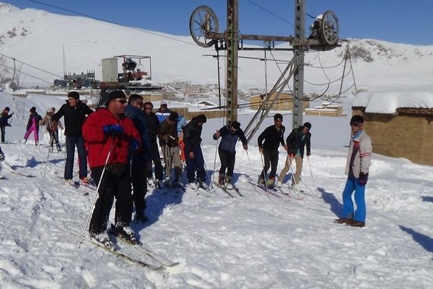 فعال شدن پیست اسکی «شیخ شبان»/ورزش های زمستانی رونق گرفت