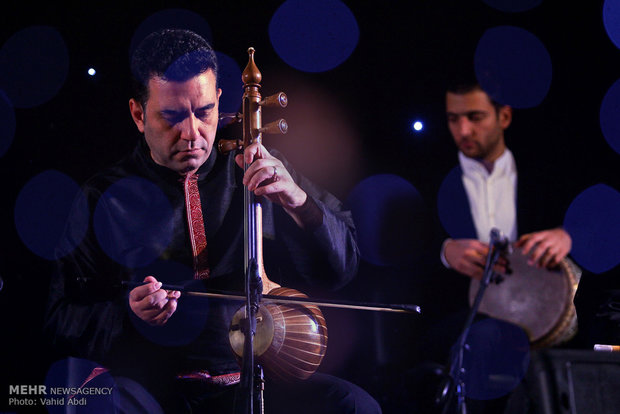 Homayoun Shajarian performs in Tabriz