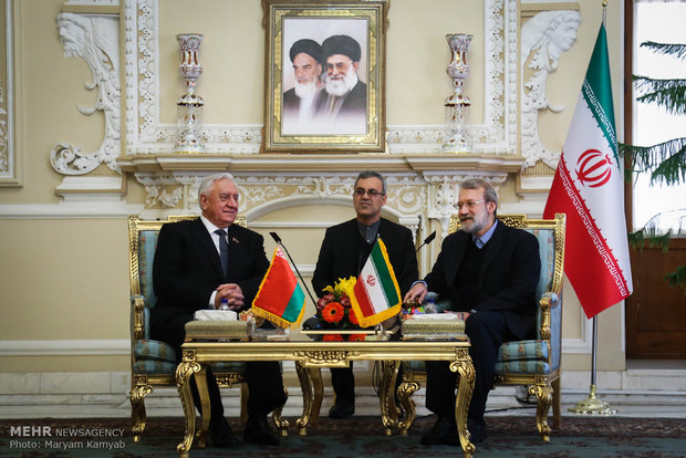 روسای مجالس ایران و بلاروس با یکدیگر دیدار و گفتگو کردند