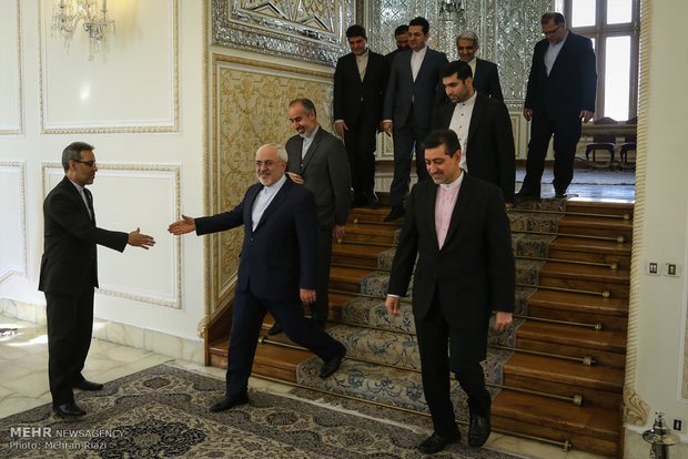 Zarif meets with Ján Kubiš 