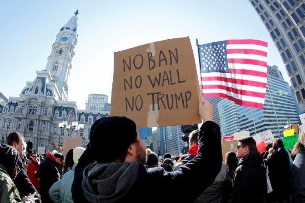 ممنوعیت مهاجرتی «ترامپ» با یک مانع قانونی جدید روبرو می شود