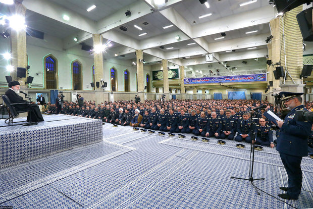 Commanders of Army Air Forces met with Ayatollah Khamenei