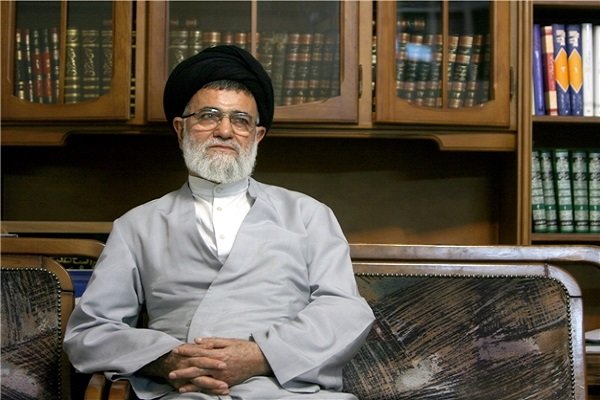عضو قدیمی دفتر امام خمینی (ره) از ناگفته‌ها می‌گوید