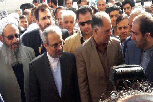  مجتمع تجاری و پارکینگ طبقاتی حافظ در زاهدان افتتاح شد