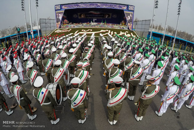 راهپیمایی یوم الله ۲۲ بهمن در تهران - 2