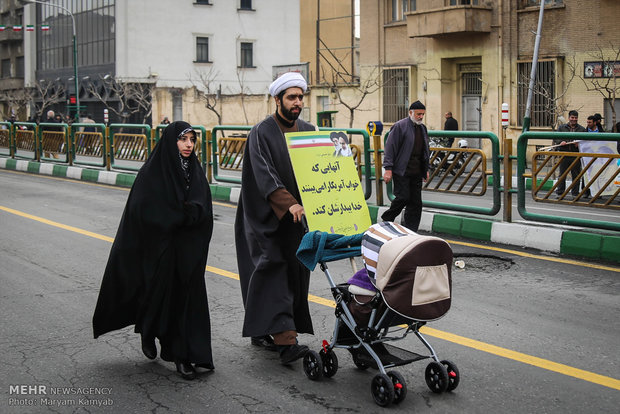 راهپیمایی یوم الله ۲۲ بهمن در تهران