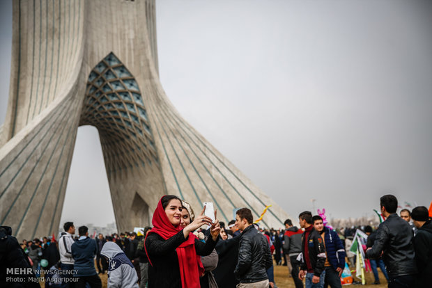 راهپیمایی یوم الله ۲۲ بهمن در تهران