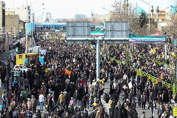 ۳۸ امین سالروز پیروزی انقلاب اسلامی در ایران پرشور برگزار شد