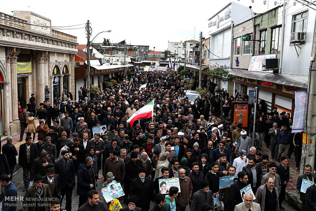 راهپیمایی یوم الله 22 بهمن در استانها - آمل