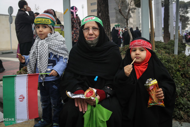 راهپیمایی یوم الله ۲۲ بهمن در تهران -۳