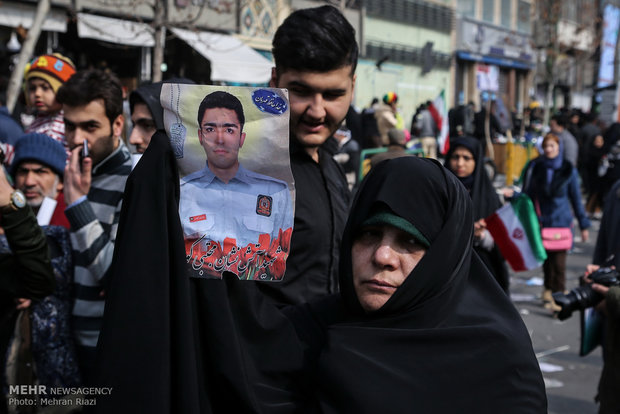 راهپیمایی یوم الله ۲۲ بهمن در تهران -۳