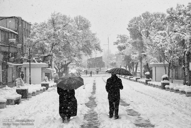 Snowy day in Hamadan