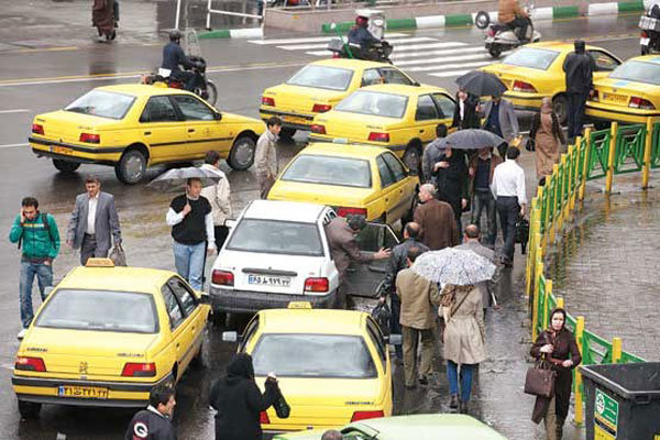 تجهیز تاکسی‌ها به دستگاه‌های کارتخوان تا ۹ ماه آینده
