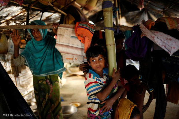 کمپ مسلمانان میانماری در بنگلادش‎