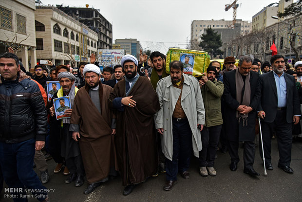 مراسم تشییع پیکر مطهر دو شهید مدافع حرم در مشهد