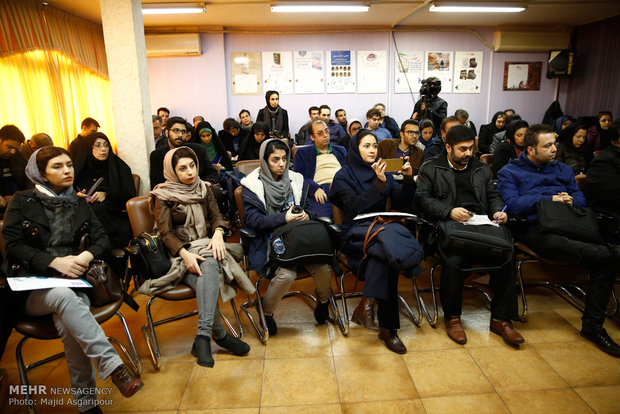 نشست همایش دورنمای اقتصاد ایران