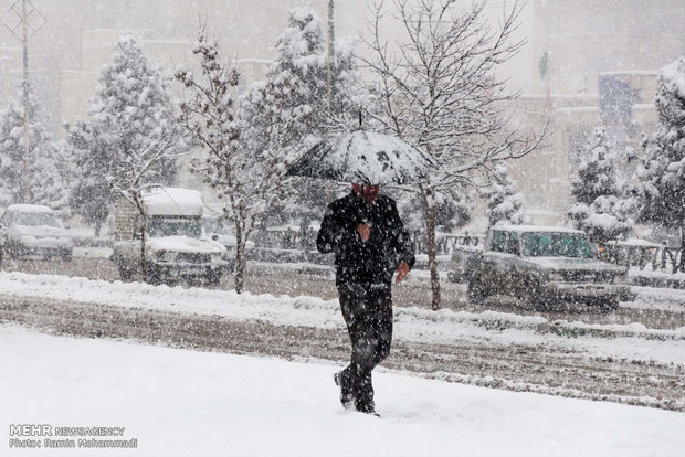 Urmiye’de yoğun kar yağışı