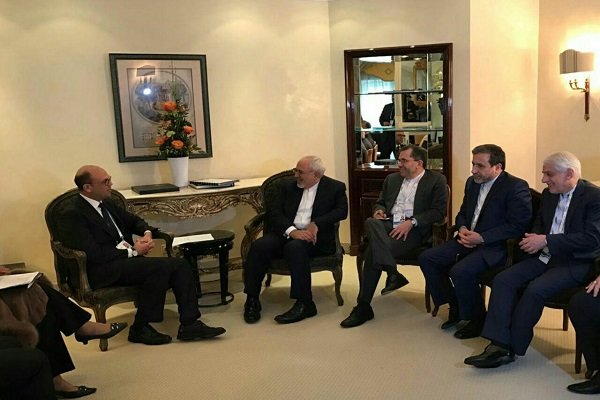 ظریف با همتای ایتالیایی و وزرای دفاع لبنان و سنگاپور دیدار کرد