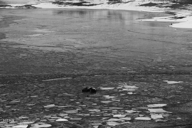 Mahabad Dam frozen in wintern in winter