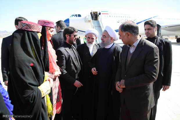 جولة تفقدية للرئيس روحاني في سيستان وبلوشتسان